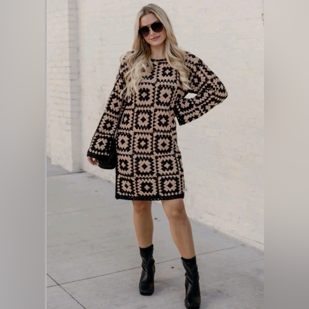 Nwt Black and Tan Grannycore hand knit Long Sleeve Dress nwt